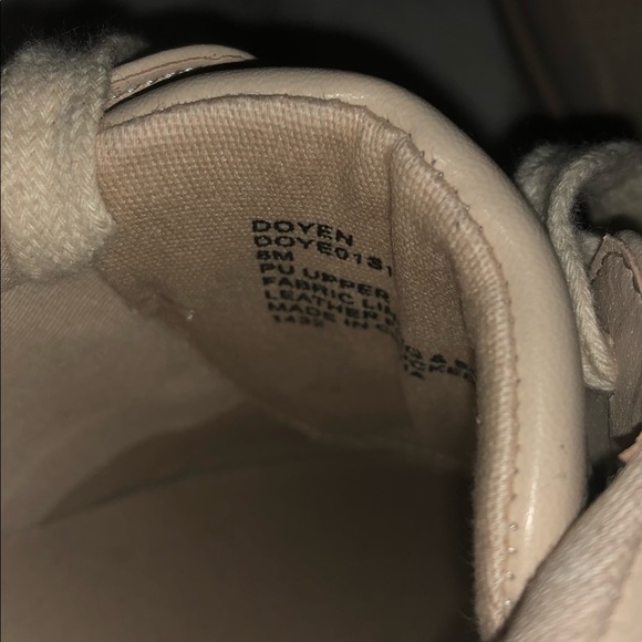 NWOT! Steve Madden ‘Doyen’ Sneakers - Picture 7 of 9